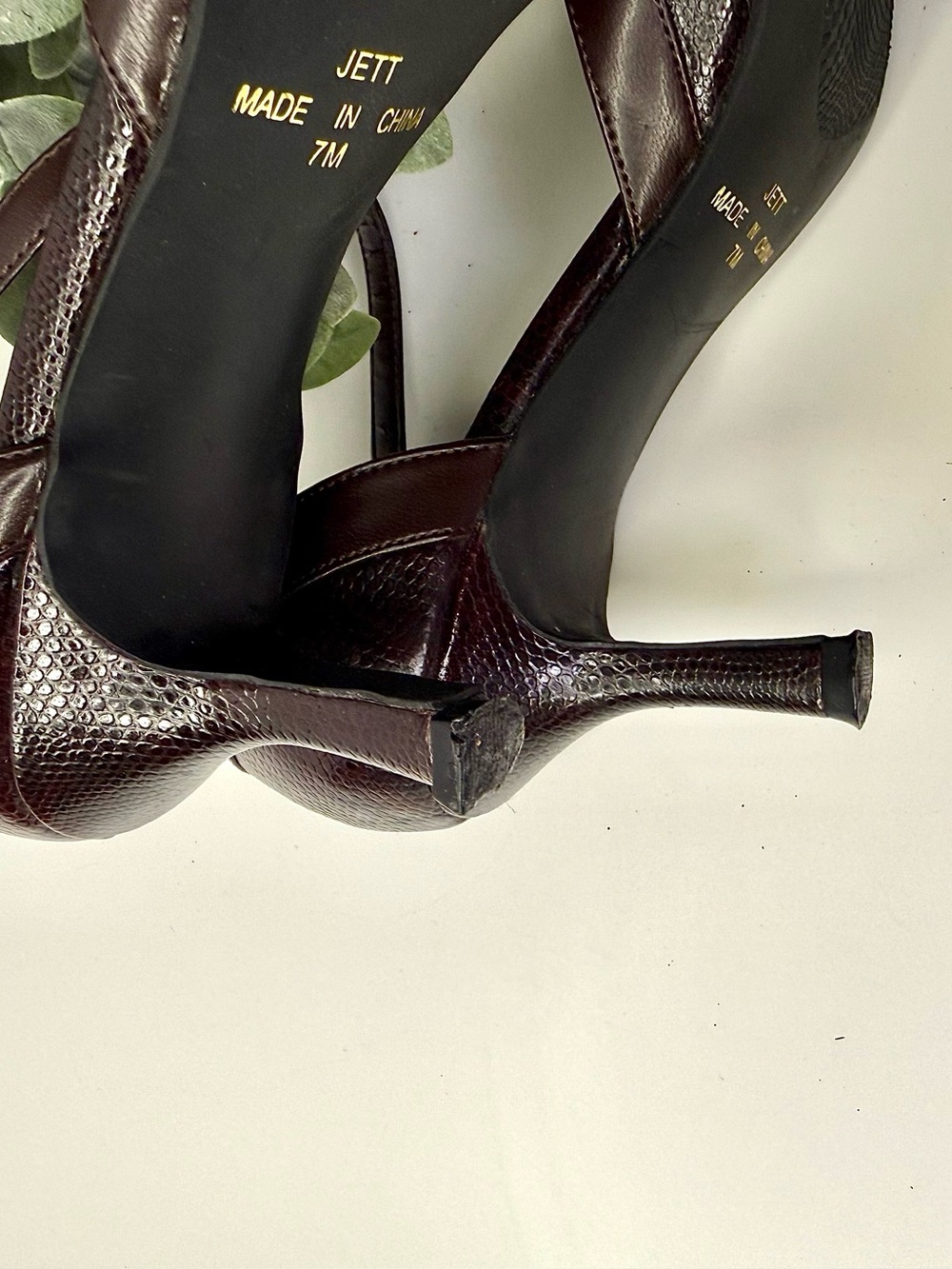 Apostrophe Jett Brown Pointed Toe Mary Jane Strappy Kitten Heels Women's Size 7M - Picture 14 of 16